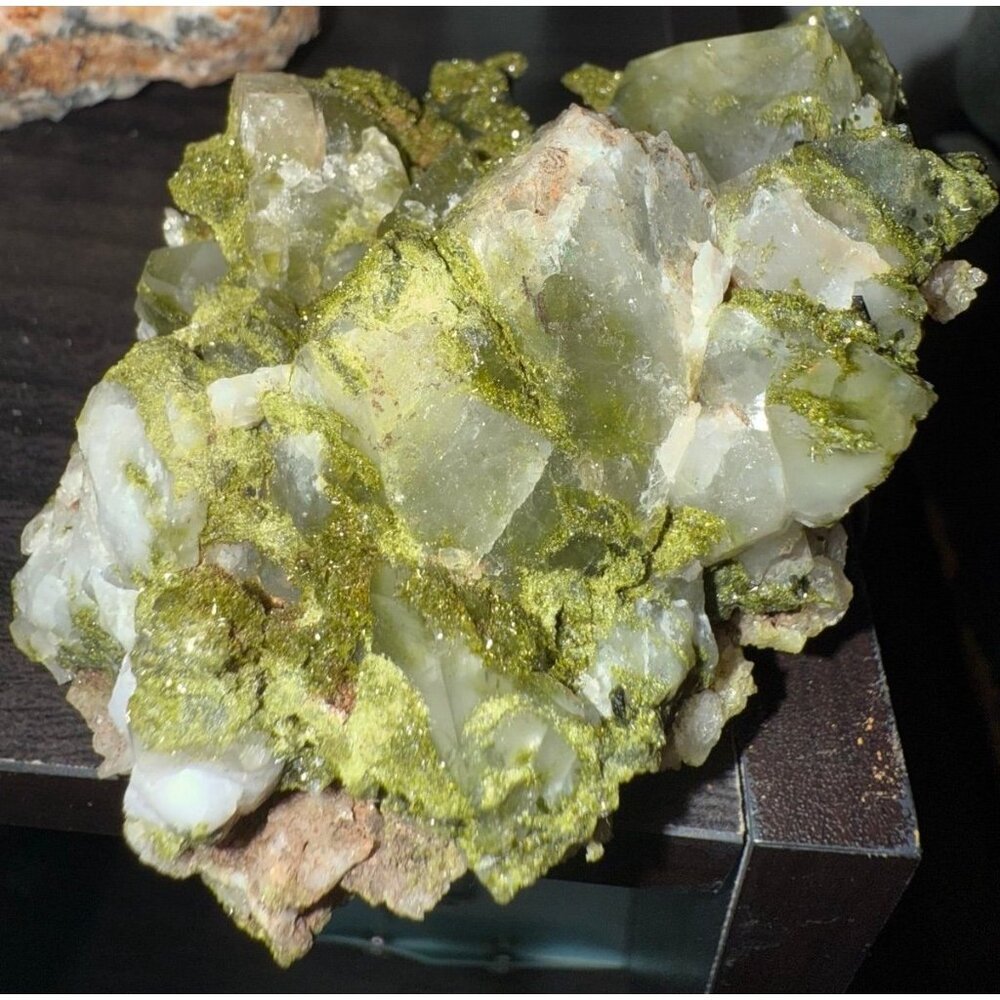 Green Epidote & Quartz Crystal Cluster – Natural Mineral Specimen